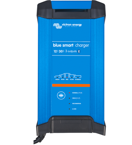 Blue Smart IP22 Charger 12/20(1) 230V UK