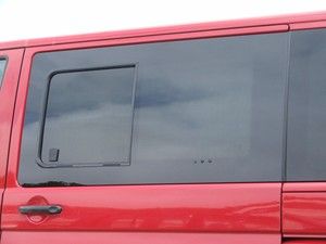 N/S/F Sliding Window - Volkswagen T5/T6 VWT503LPFO